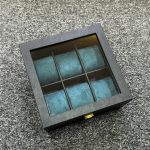 جعبه ساعت 6 تایی سبز - جنس جعبه چوب و چرم، مناسب برای نگهداری ساعت های لوکس و گران قیمت، به همراه بالشتک نگه دارنده ساعت